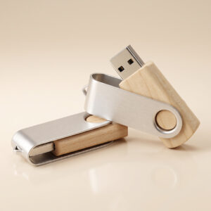 usb-minne twist, i metall och trä